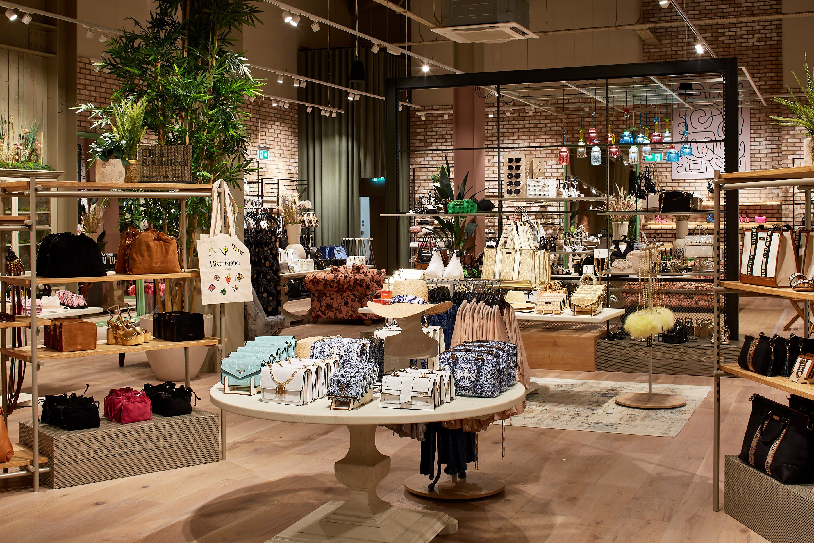 river island store